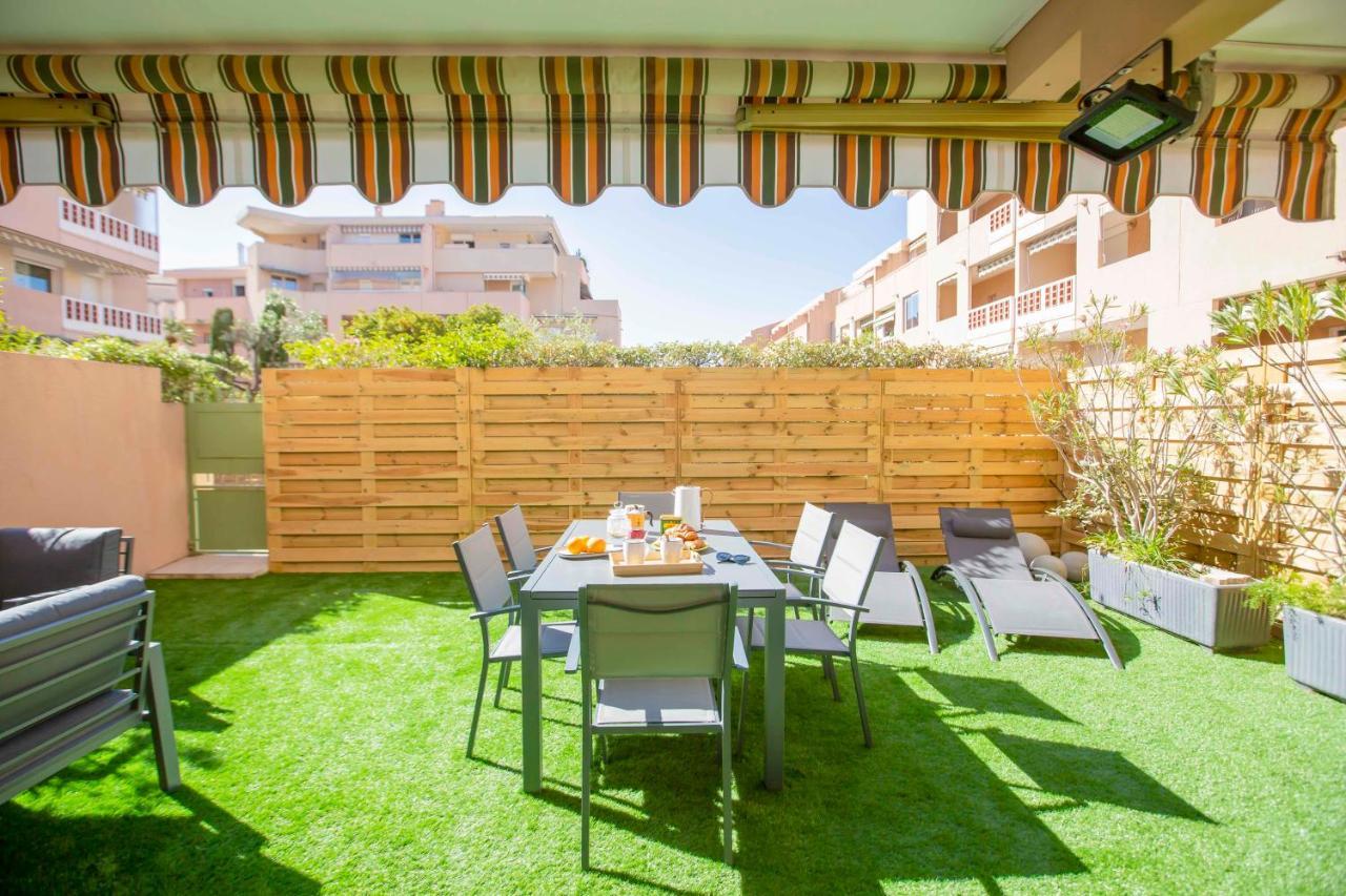 Le Ptit Max Centre Ville - Terrasse Sainte-Maxime Esterno foto